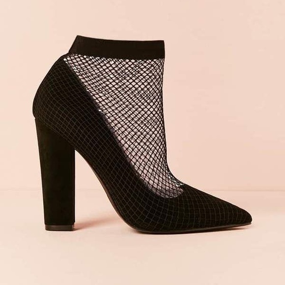 Black Velvet Suede Fishnet Pumps - Picture 1 of 5